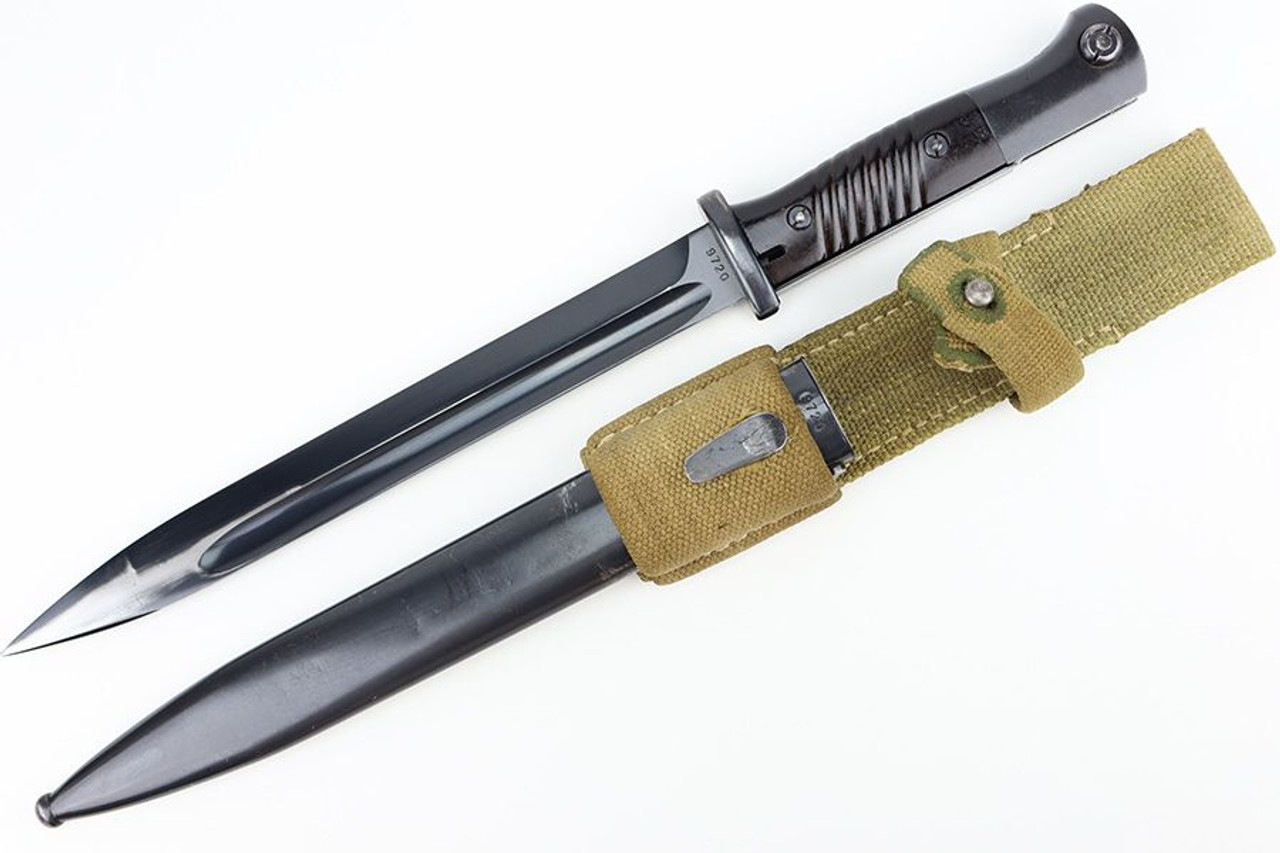 Minty, Matching K98 Bayonet with Canvas Frog - 1