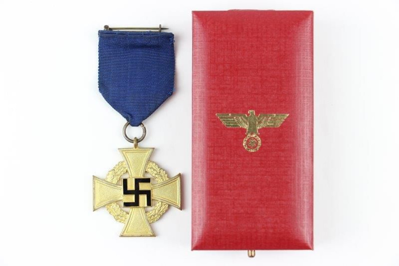 German 40 Year Faithful Service Award - 1