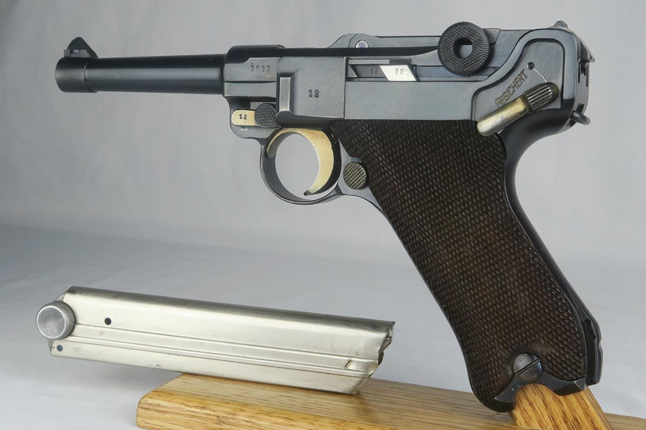 Minty G Date Mauser Luger - Matching Magazine - 1