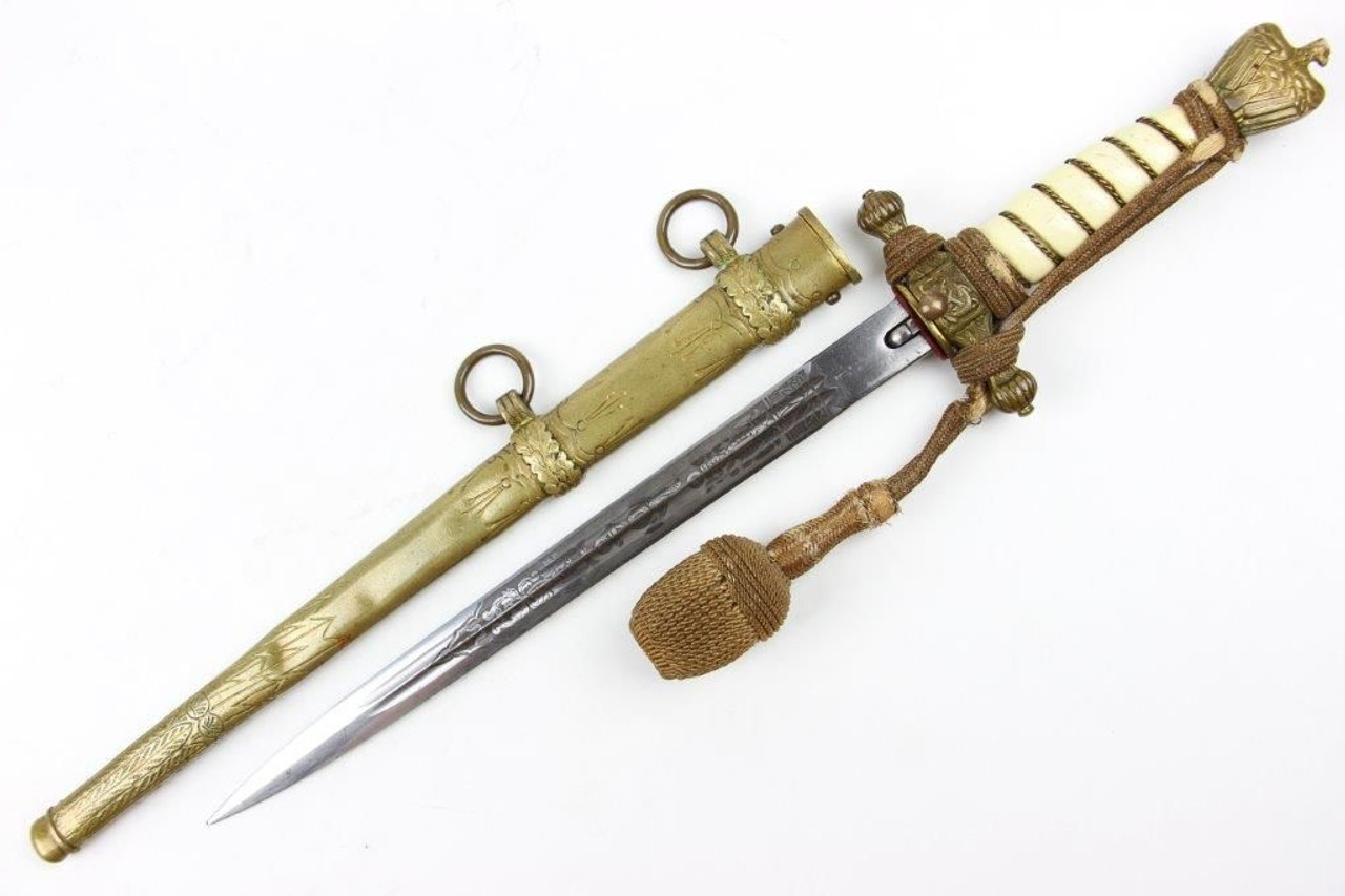 Etched Kriegsmarine Dagger with Portepee - 1
