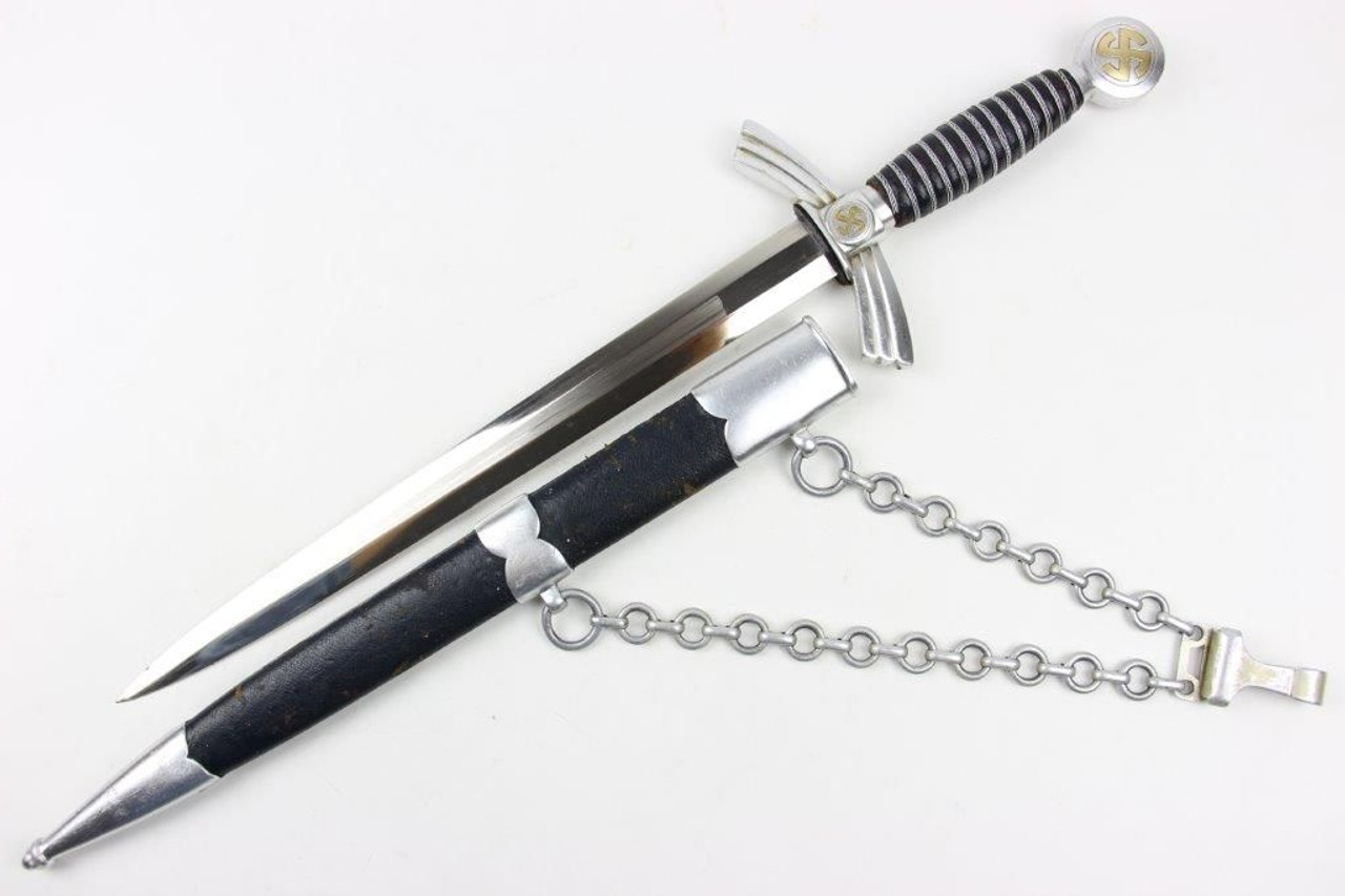 1st Model Luftwaffe Officer's Dagger with Chain - 1