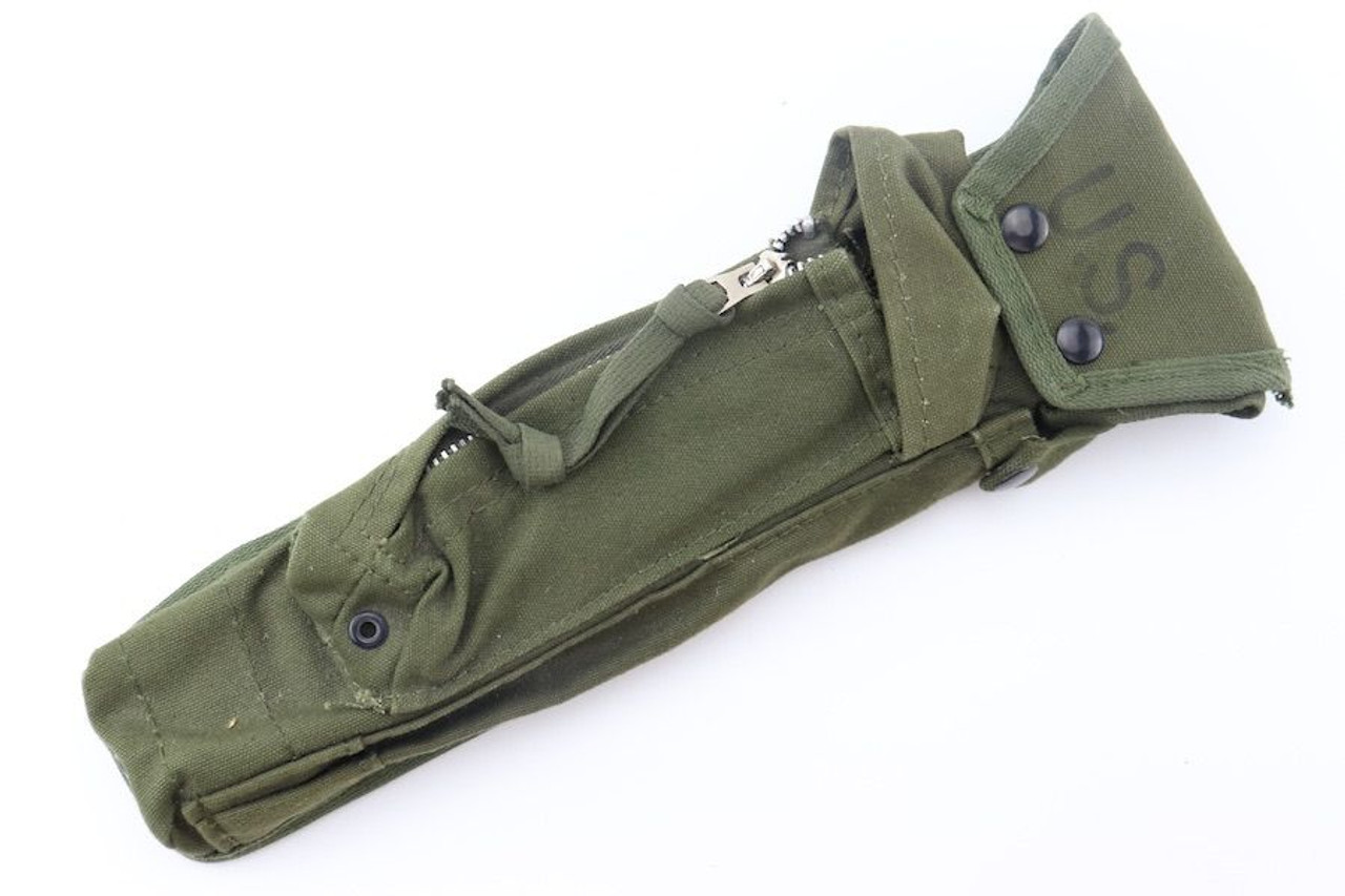Colt/Armalite Bipod With Carry Case - 1
