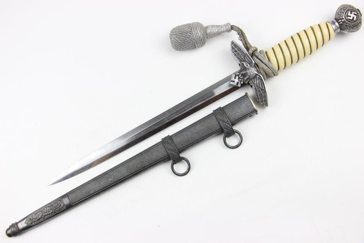 Luftwaffe Dagger with Portepee - 1