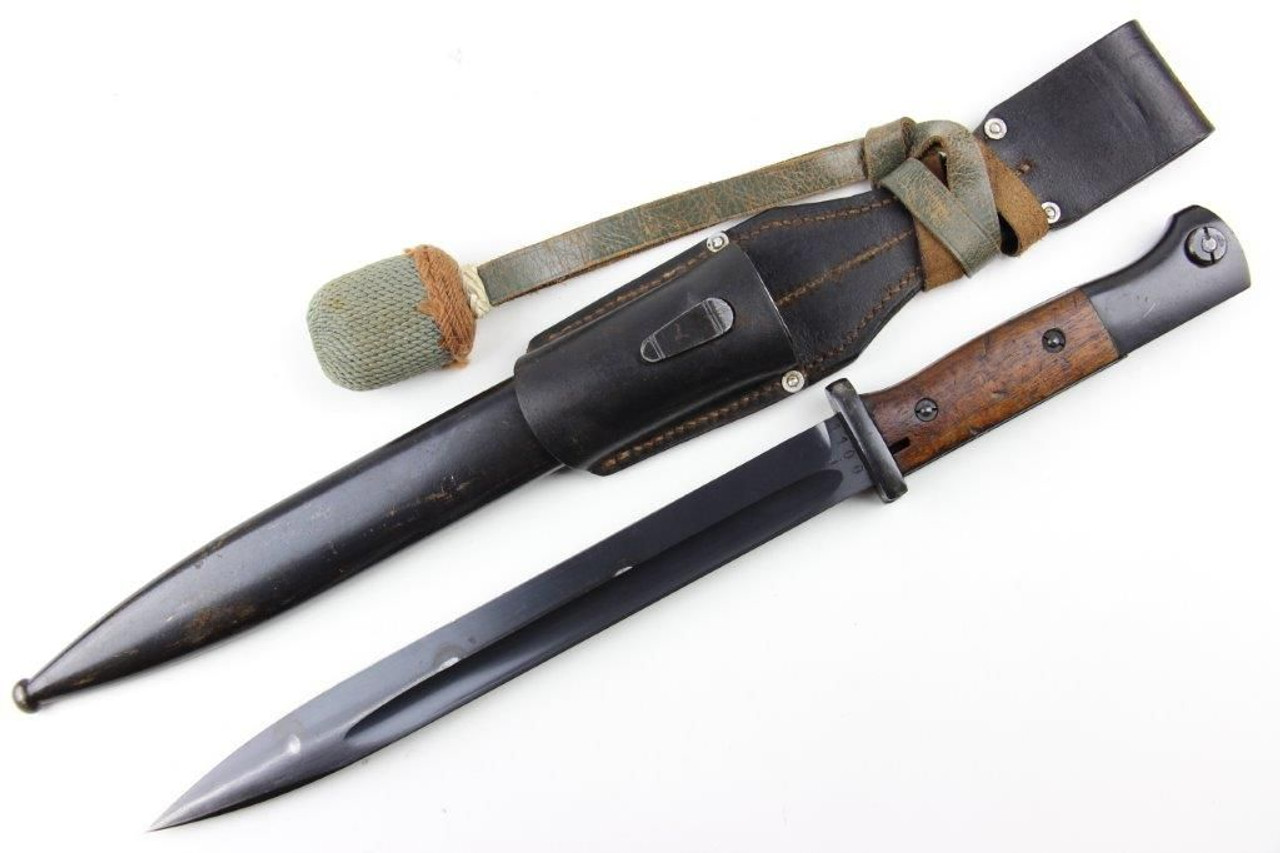 1938 K98 Bayonet with Matching Scabbard, Frog, Portepee - 1