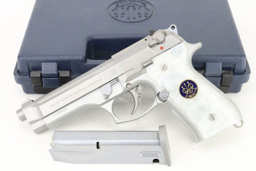 Minty, Boxed Beretta 92FS INOX Ghost