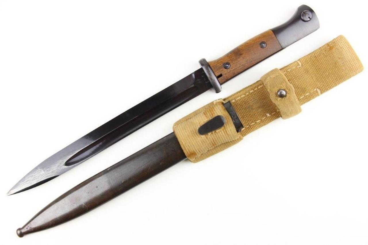 Matching 1943 K98 Bayonet with DAK Canvas Frog - 1