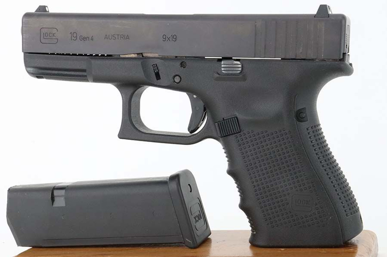 Very Nice Glock 19 Gen 4 - 1