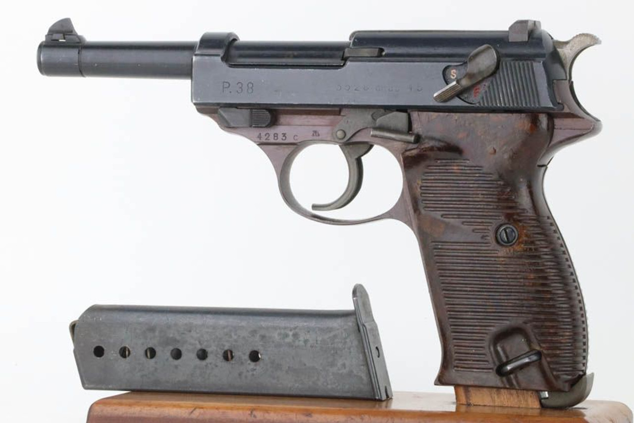 Minty GI Mismatch 1945 Walther P.38 - Plum Frame - 1