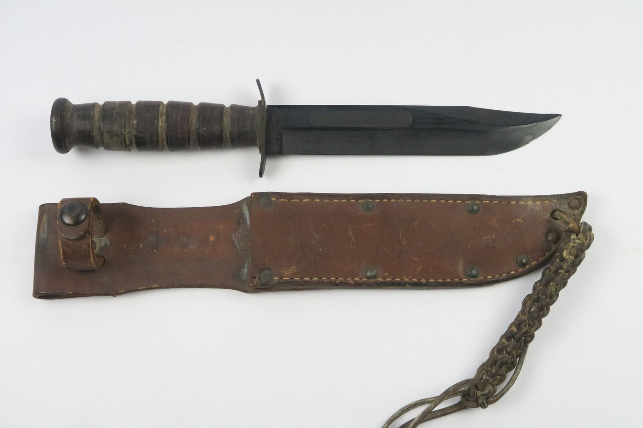 WW2 USMC Camillus Fighting Knife - 1