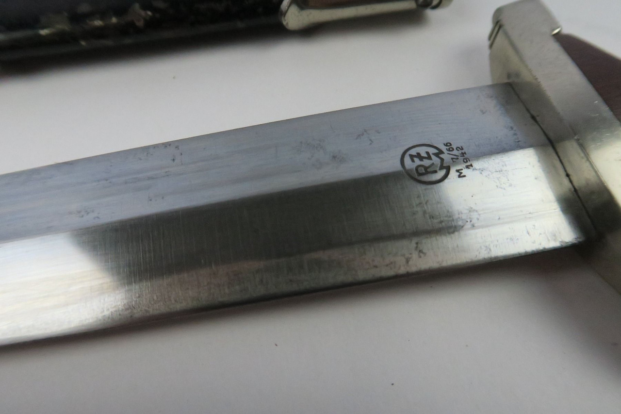 Chained NSKK Officer's Dagger - 1