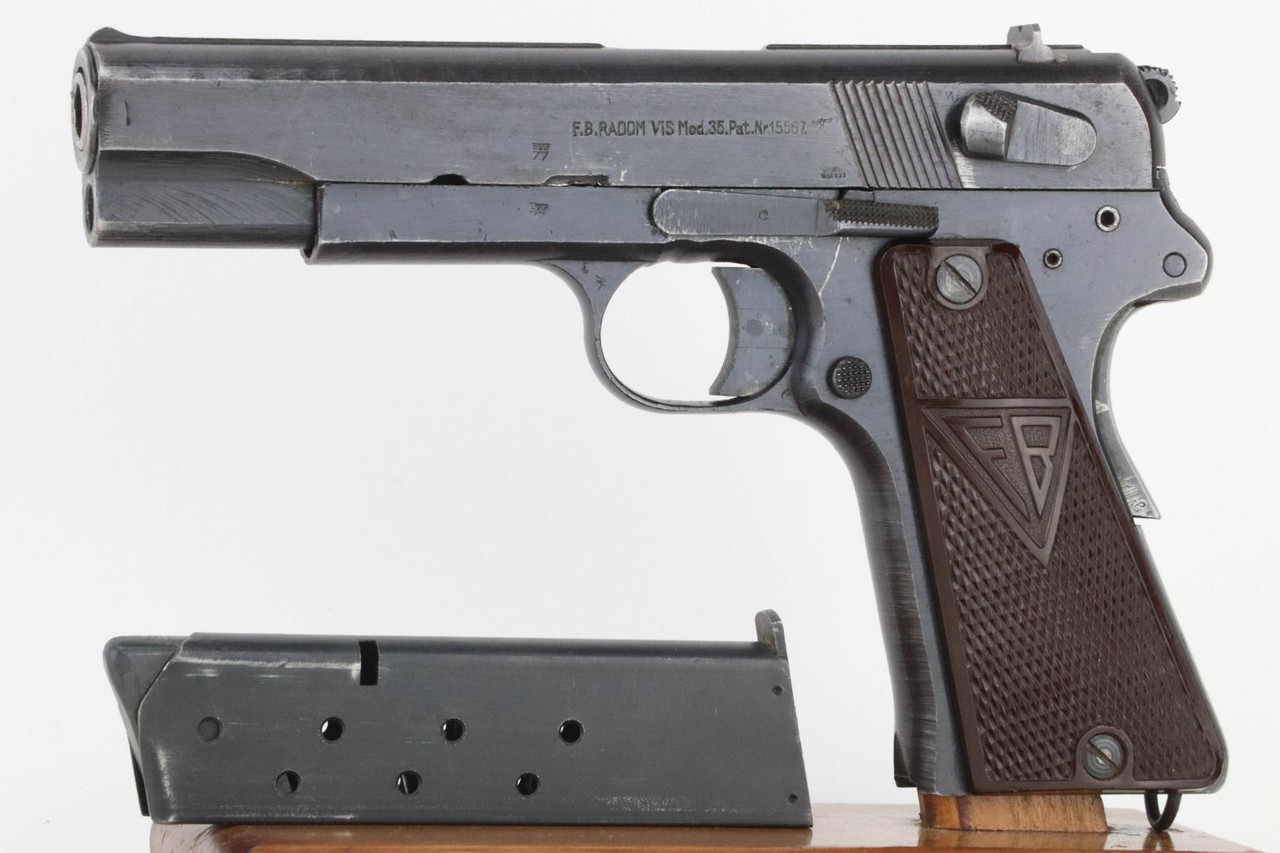 Nazi Radom VIS 35 - Red Grips - 1