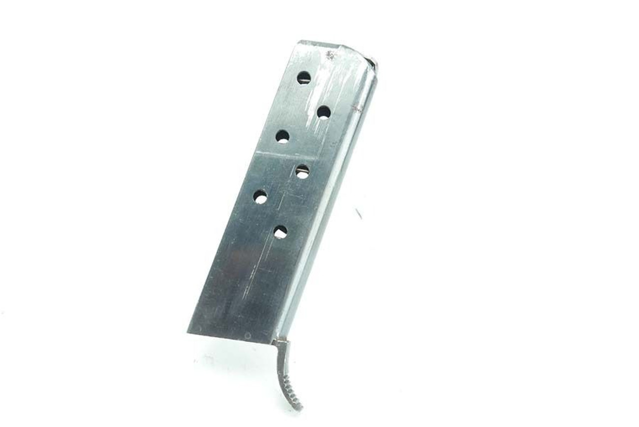 Model 37 Femaru Magazine - 1