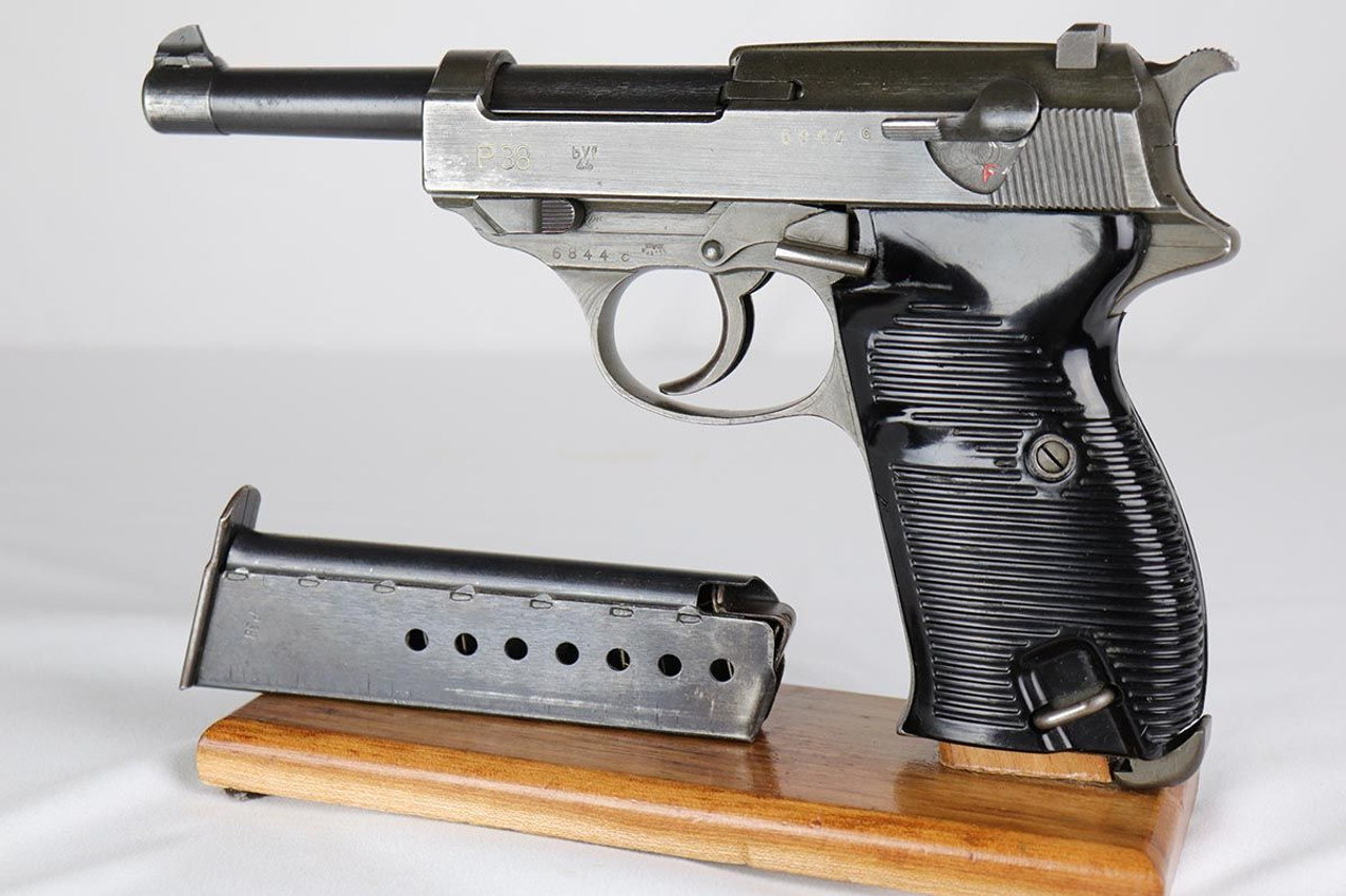 Dual-tone Mauser P.38 - byf 44 - 1