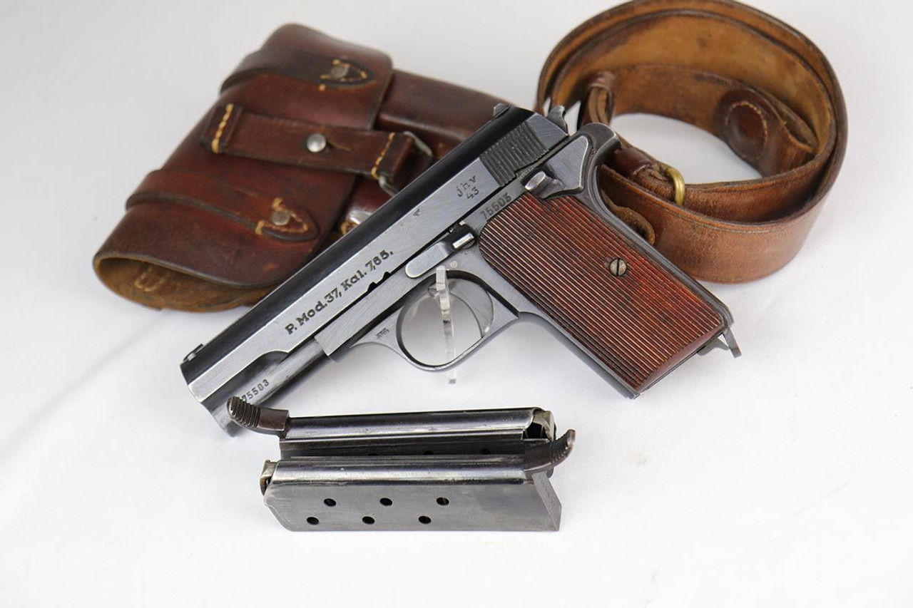 Excellent Nazi Femaru M37 Rig - Two Matching Magazines - 1