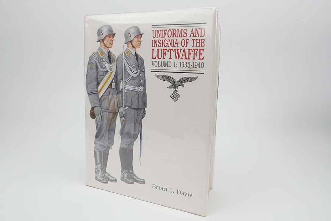 Uniforms and Insignia of the Luftwaffe Vol. 1: 1933-1940 - 1