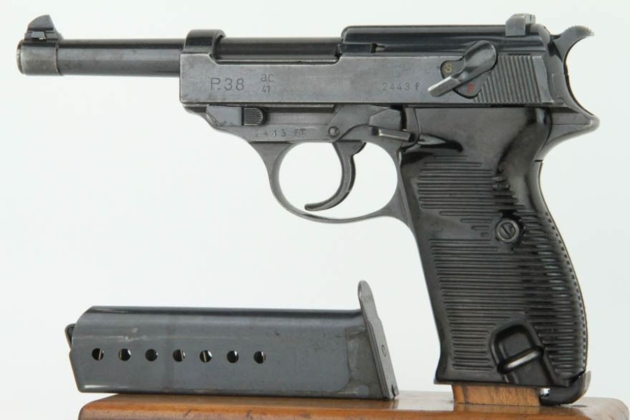 Second-Variation AC 41 Walther P.38 - Matching Magazine - 1
