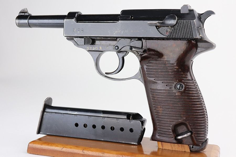 Rare Walther P.38 - Trigger Guard Eagle - 1