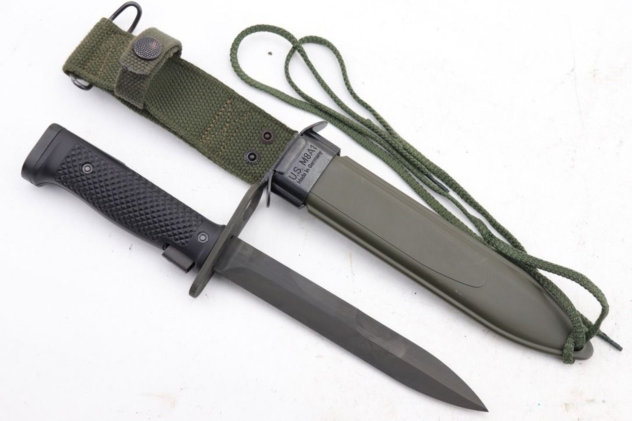 US M6 Bayonet With Scabbard - 1