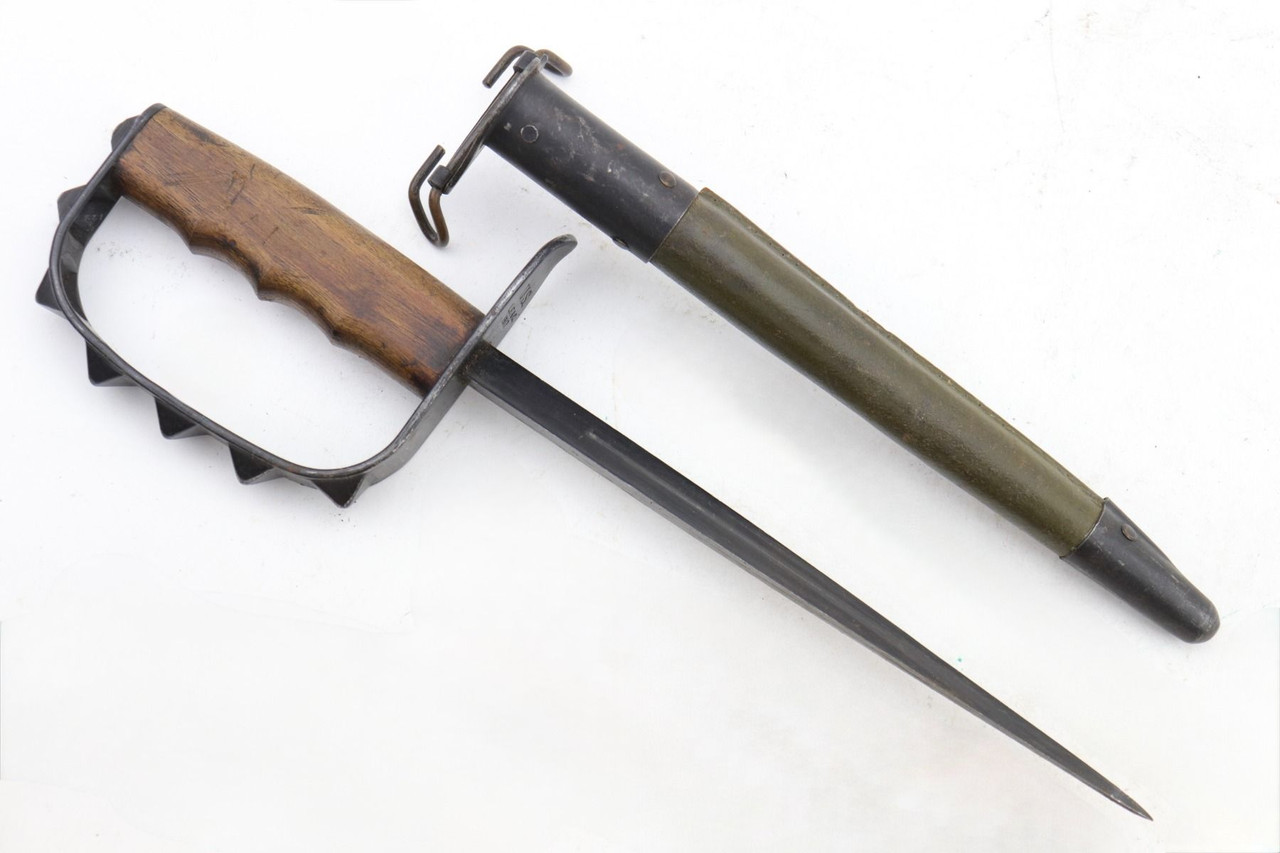 Nice L.F.&C. Trench knife - 1