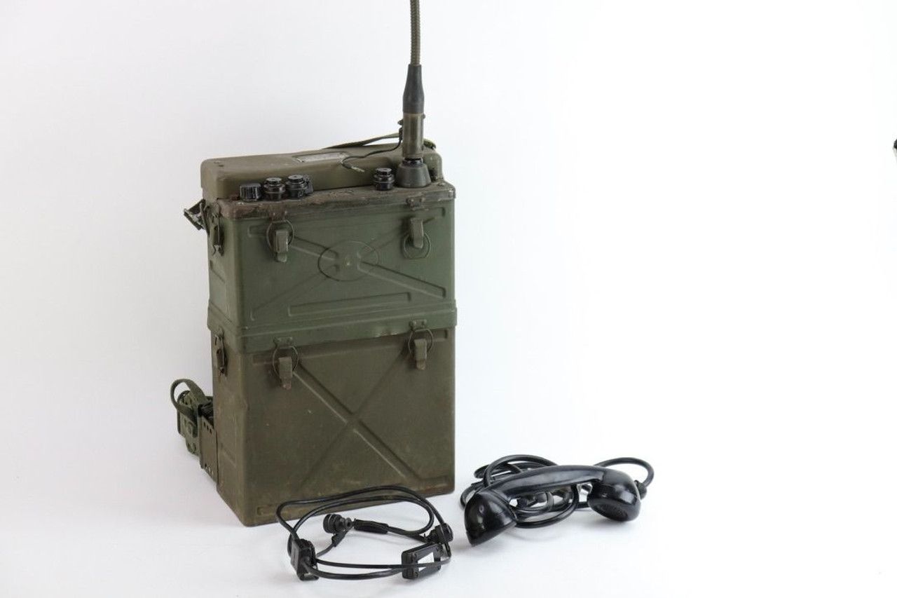 BC-1000 Signal Corps Back Pack Radio - 1