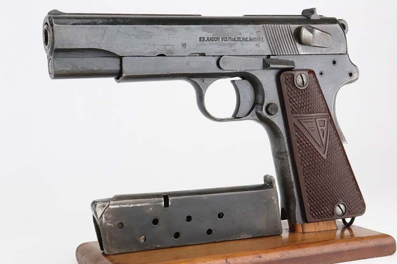 German Military Radom VIS 35 - Red Grips - 1