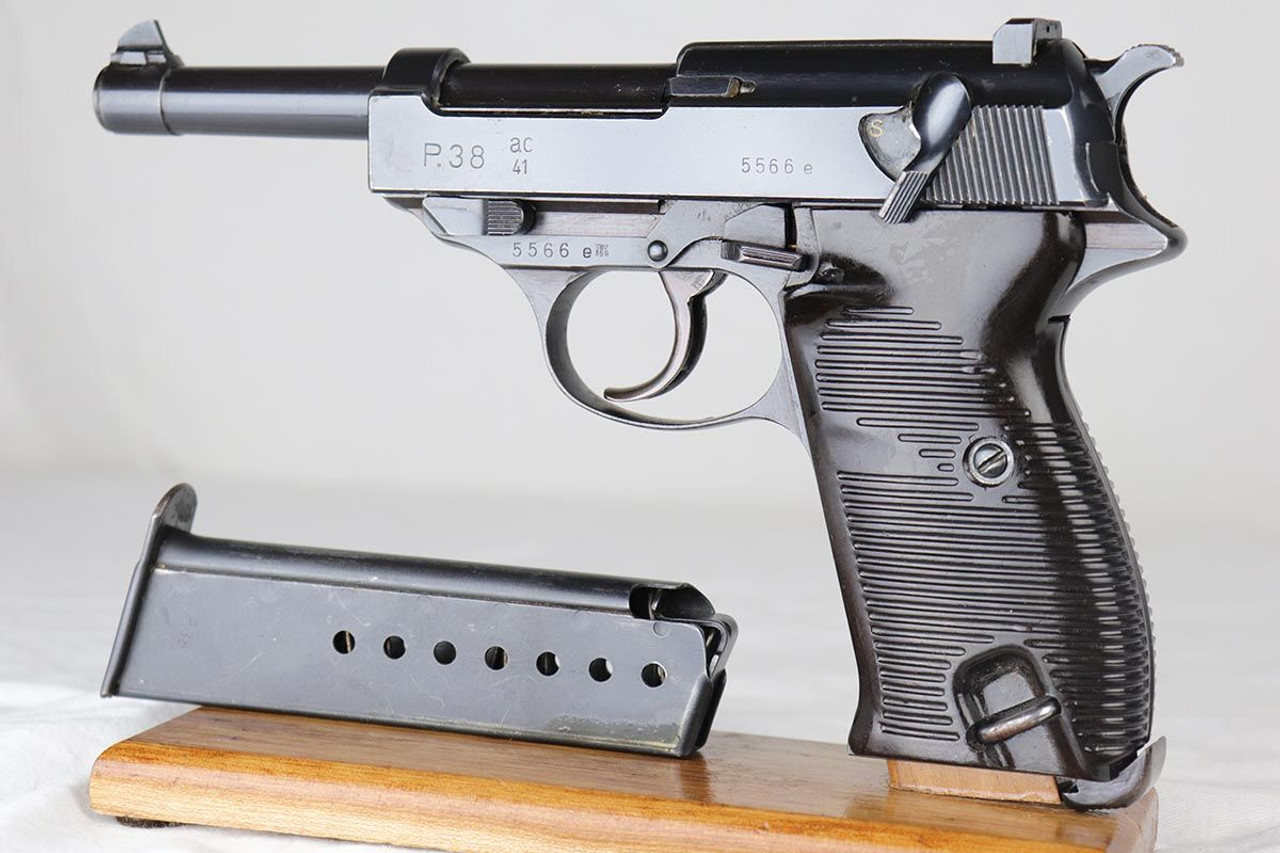 Near-mint Walther P.38 - ac 41 - Matching Magazine - 1