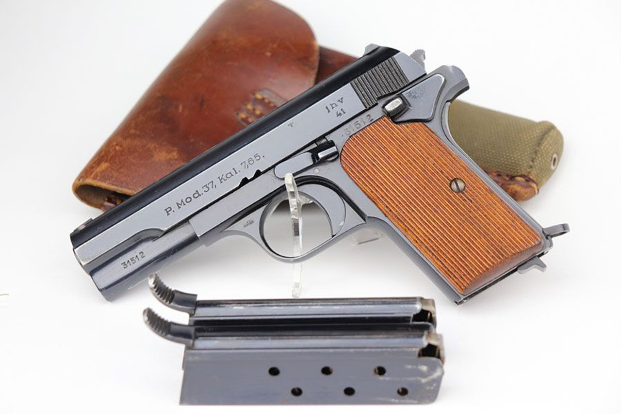 Beautiful Nazi Femaru Rig - Two Matching Magazines - 1