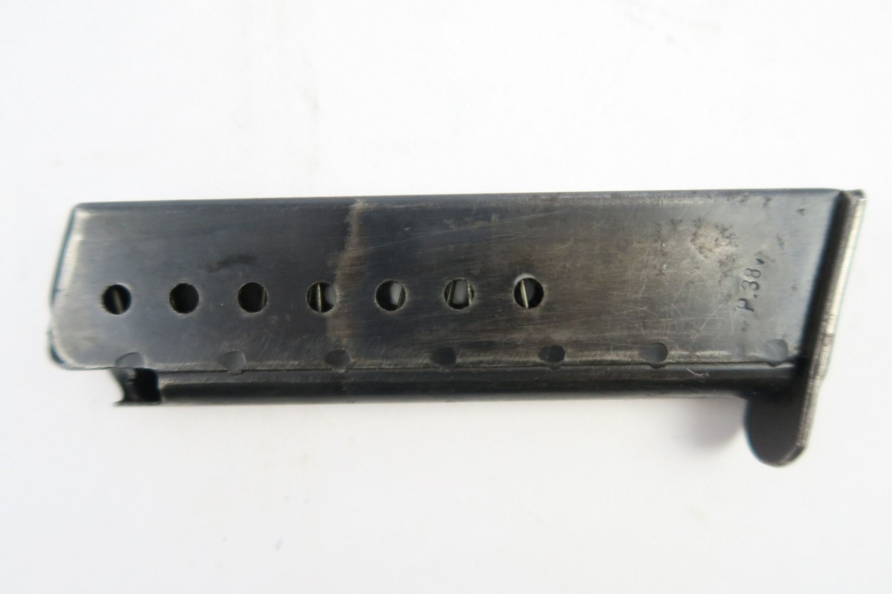 Waffen 135 P.38 Magazine - 1