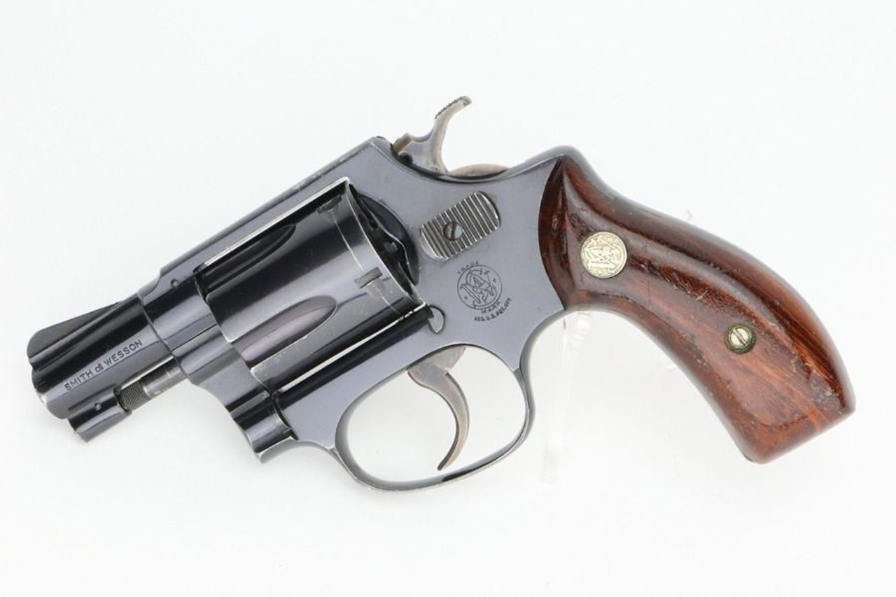 Nice Smith & Wesson Model 36 - .38 spl - 1