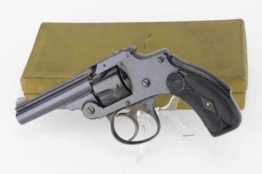 Minty, Boxed Smith & Wesson Safety Hammerless .32 Revolver