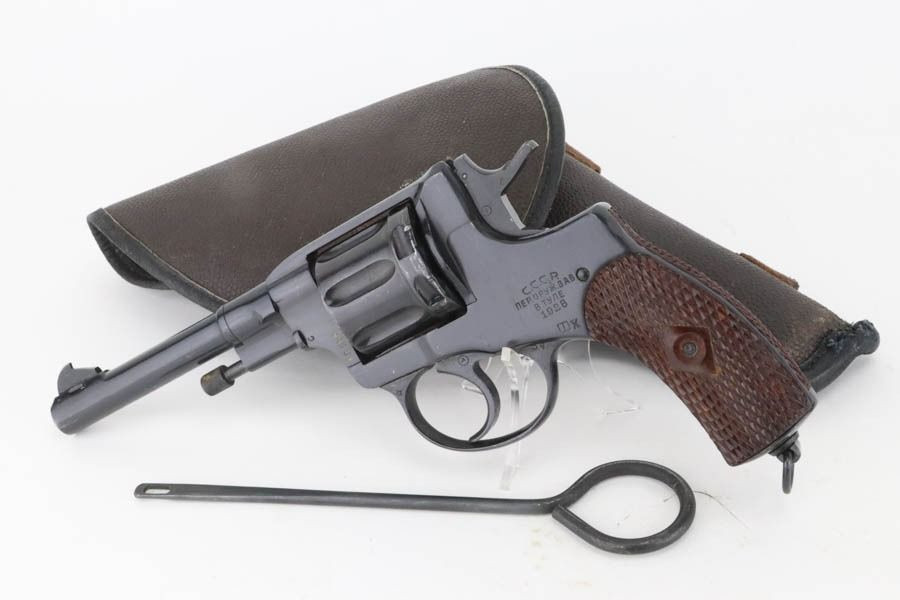 Excellent, Pre-WW2 Tula Model 1895 Nagant Revolver Rig - 1928 mfg - 1