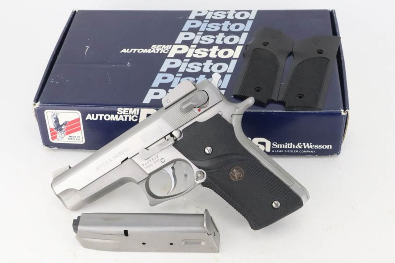 Excellent, Boxed S&W Model 659 - 1