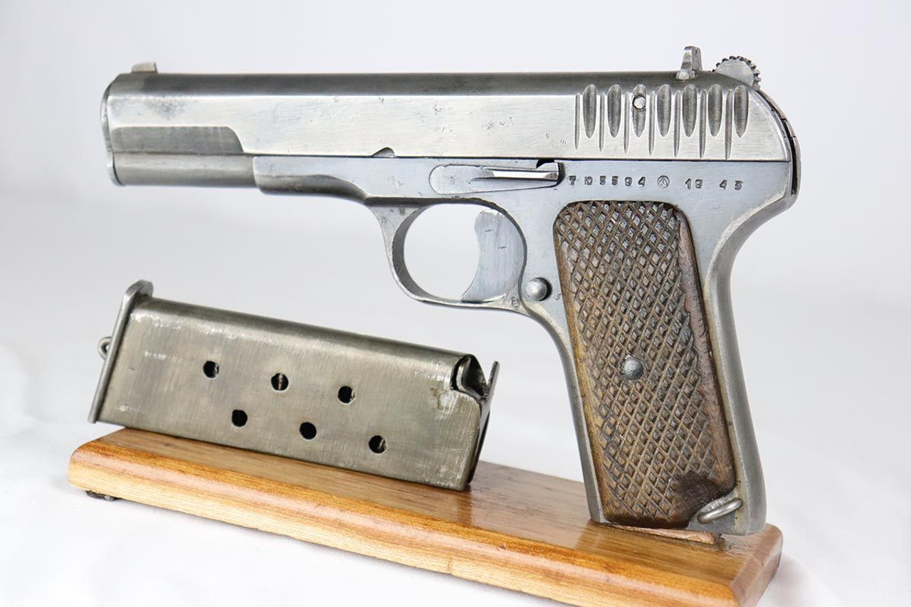 1943 Izhevsk Tokarev TT-33 - Matching Magazine - 1