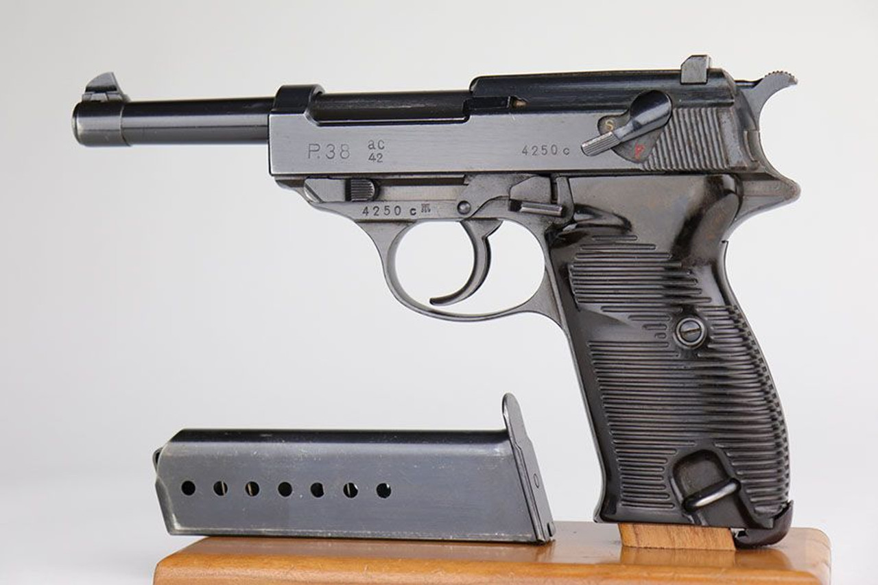 Beautiful Walther P.38 - ac 42 - 1