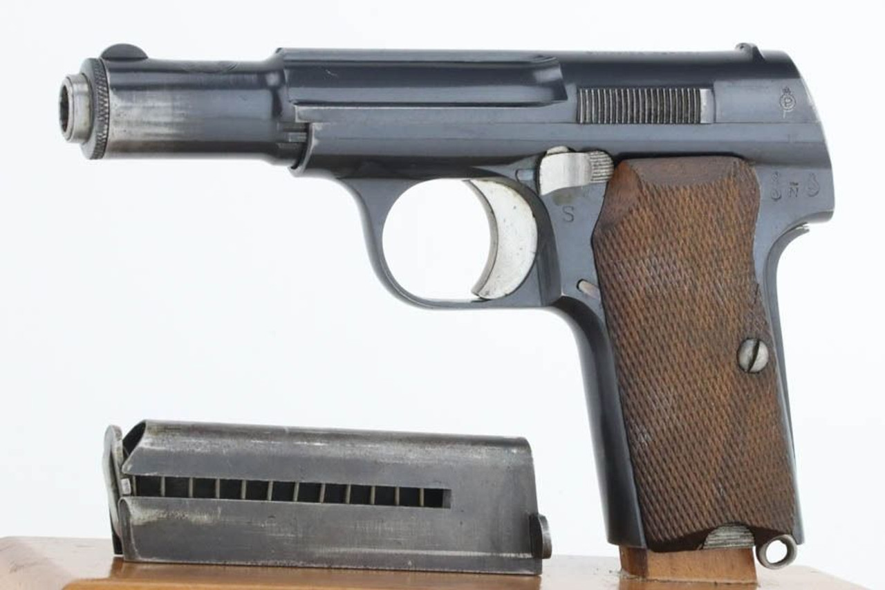 Excellent Nazi Astra Model 300 - 9mm kurz