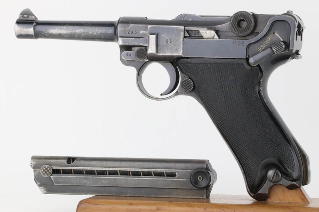 SOLD - BYF 42 "Black Widow" Mauser Luger (6296h - 37079 - RJ)