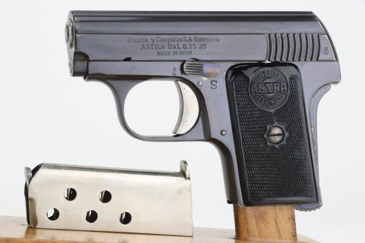 Spanish Astra Model 200 Firecat - 6.35mm