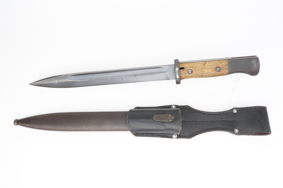 Matching K98 Bayonet with Scabbard and frog- Friedrich Herder Abr. (Abraham) Sohn, Solingen - photo 1 of 17