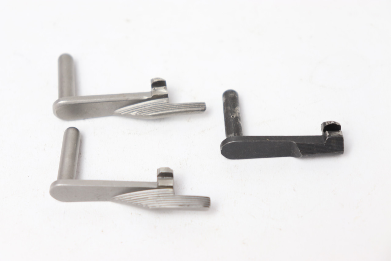 1943-45 Serrated 1911 Slide Lock & Two Post-War - photo 1 of 3