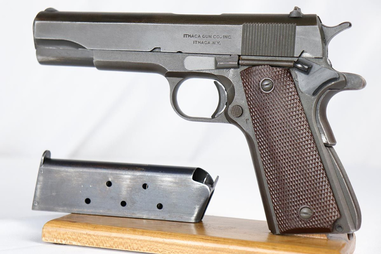 Ithaca M1911A1 - 1944 - 1