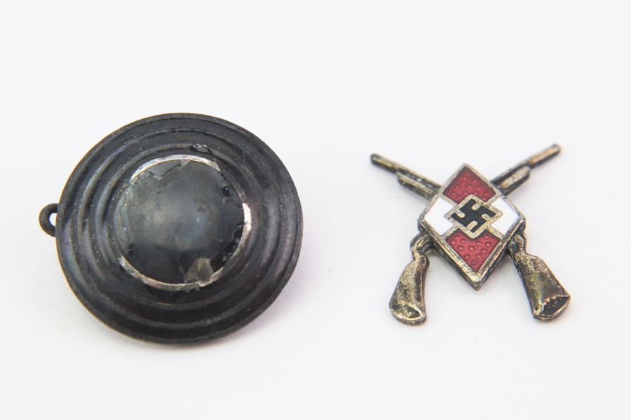 Hitler Youth Shooting Badge - BROKEN