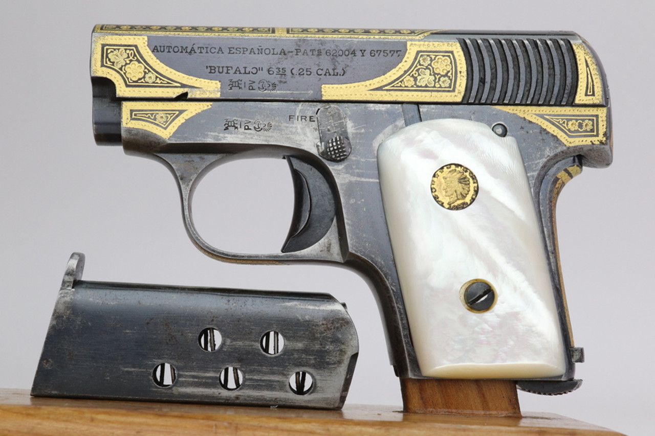 Beautiful Gold Engraved Damascened Spanish 'Bufalo' (38594)