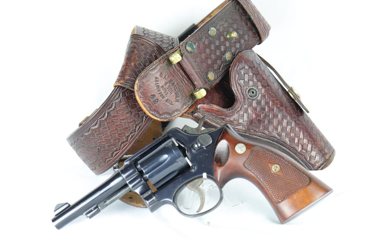Smith & Wesson Model 10-5 - 1