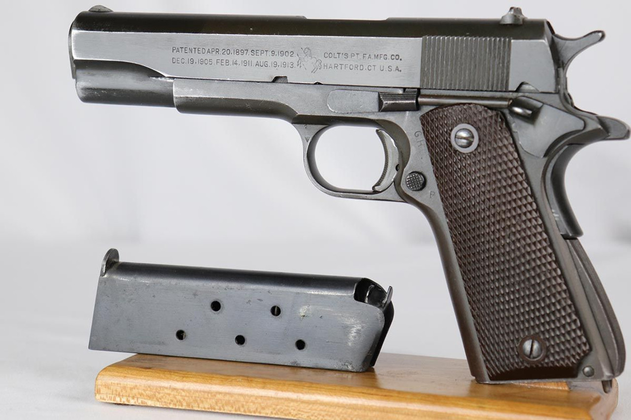 Army Colt 1911A1 - 1945 - 1
