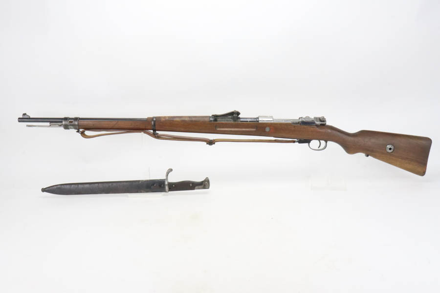 Nice 1917 Amberg Gewehr 98 w/ Butcher Blade Sawback Bayonet - 1917 mfg - photo 1 of 50