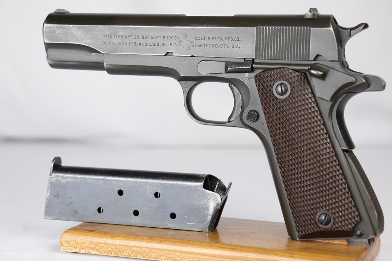 Colt M1911A1 - 1944 - 1