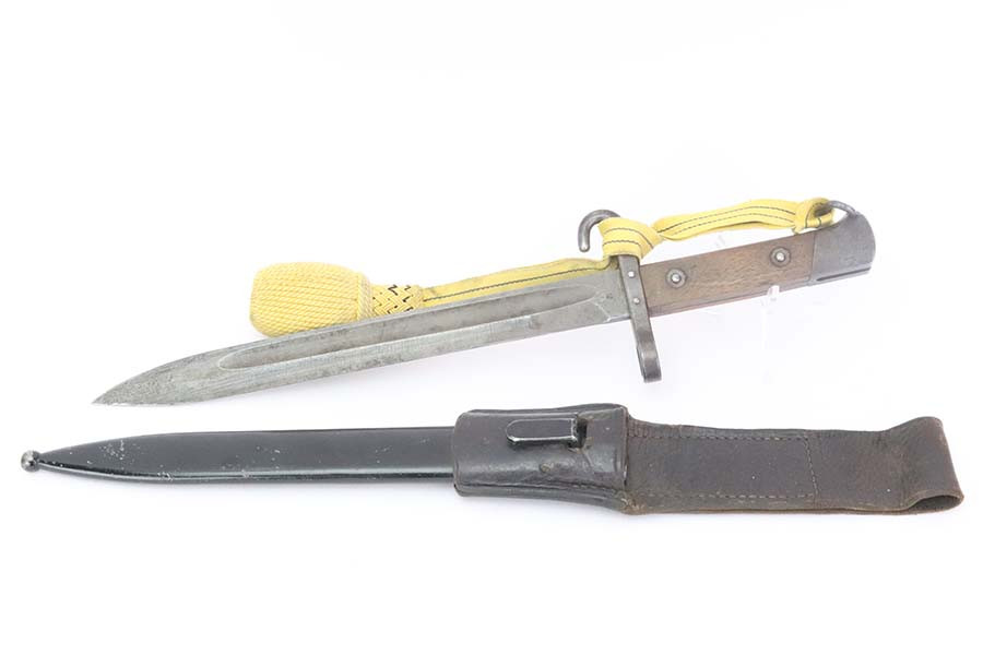 Unit Marked WWI M95 NCO Bayonet - photo 1 of 9