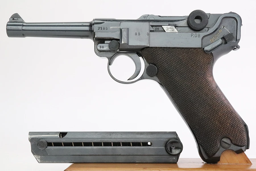 Excellent 1942 Mauser Luger - BYF 42 - photo 1 of 15
