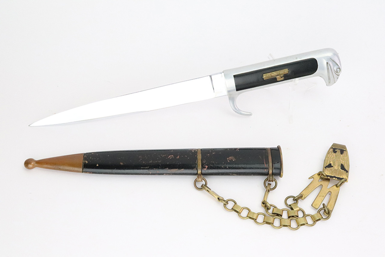 Scarce, Beautiful M37 Italian MVSN Officers Dagger and Chain