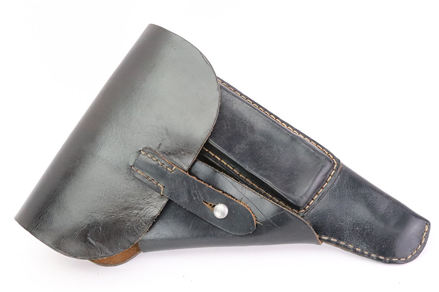 1944 Dated P38 Holster - photo 1 of 5